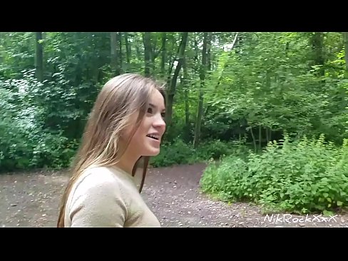 ❤️ Jag föreslog Evelina att vi skulle knulla på en offentlig plats! Hon sa ja. Sedan knullade jag henne i röven och sprutade i hennes mun. Sedan pissade hon på sig själv. Sluts at us ❌