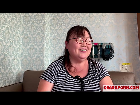 ❤️ Fet japansk mamma visar sina enorma bröst och njuter av en sexleksak. En 51-årig asiatisk mamma berättar om sin sexuella erfarenhet. Yukiko 1 OSAKAPORN fet milf Sluts at us ❌