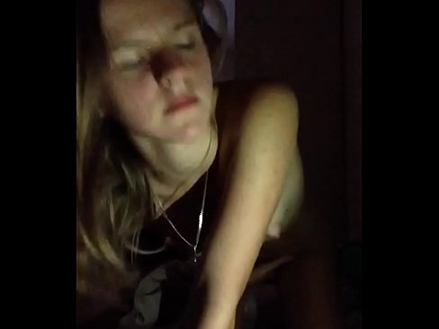 ❤️ En tjej onanerar och kommer Sluts at us ❌